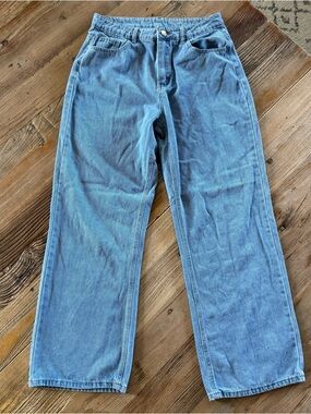 Light Wash Wide Leg Jeans